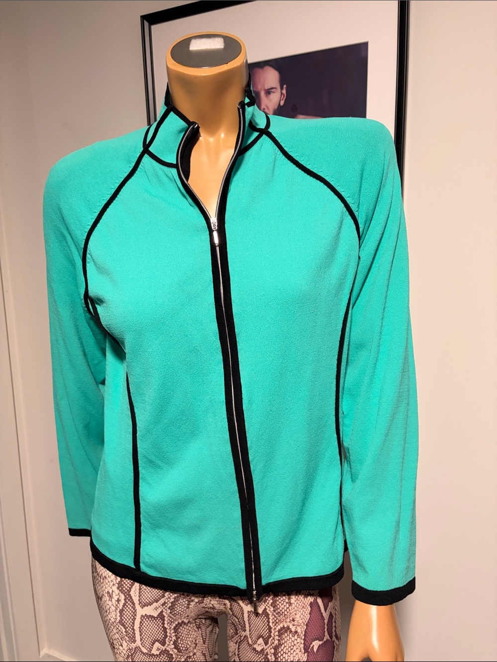 Nygaard Women’s light green  Zip-Front Jacket with Black Trim-L